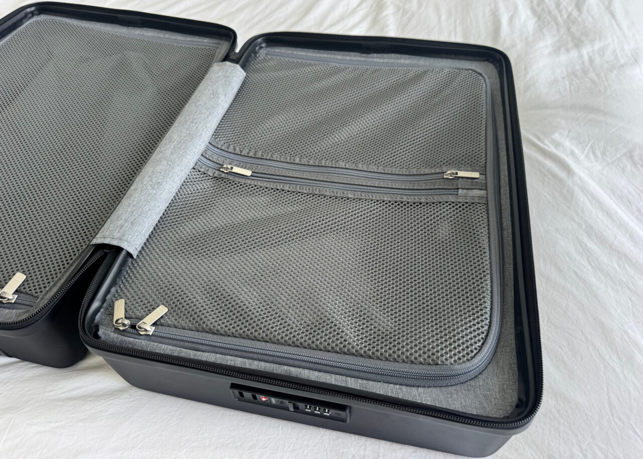 Level8 Luminous Textured carry on interior pockets